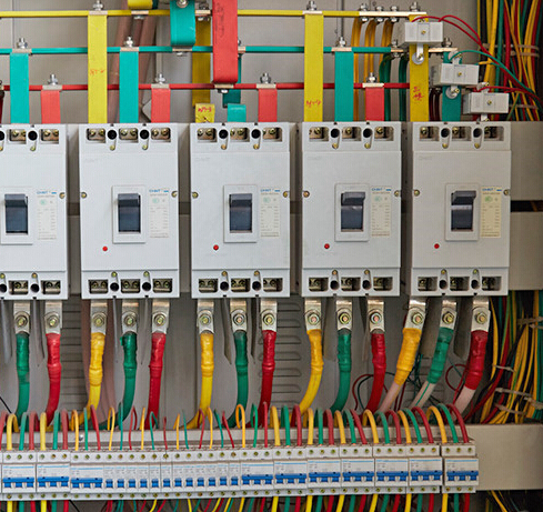 What is the difference between a power distribution cabinet and a power cabinet?