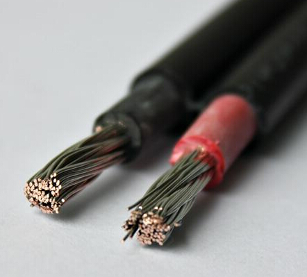 How to choose photovoltaic cable to protect the power plant revenue and safety